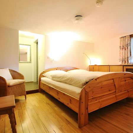 Room In Guest Room - Double Room Apple Blossom Schuttertal 외부 사진